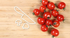 How to halve cherry tomatoes easily