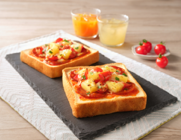 Spicy Cheese and Sausage Toast_600