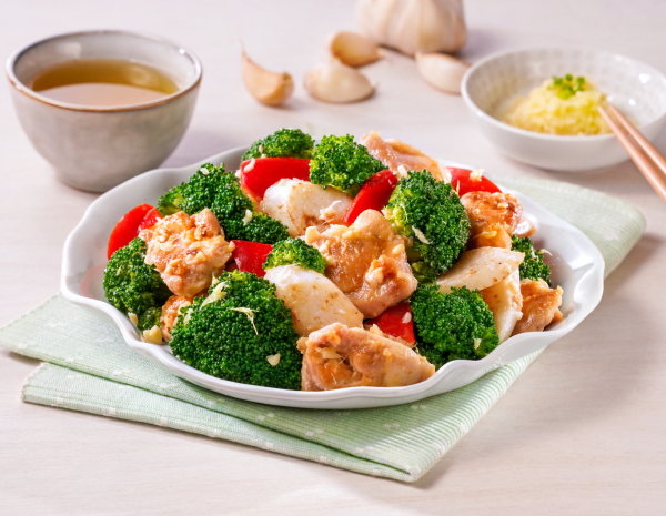 Stir Fry Chicken with Broccoli and Chinese Yam