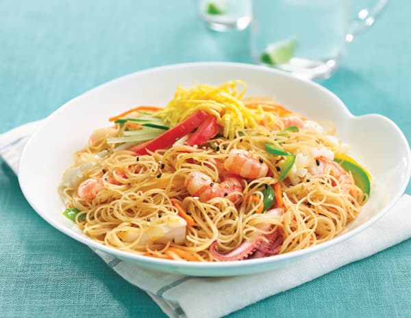 Stir-fried Rice Vermicelli with Seafood
