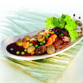 Recipe Braised Assorted Mushrooms with oyster Flavored Sauce