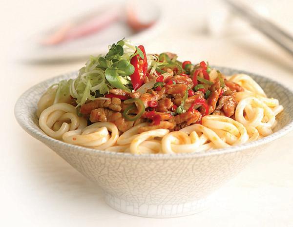 Recipe Chinese Noodle with Oyster Flavored Meat Sauce