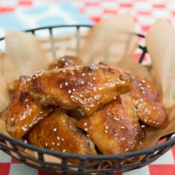 Recipe Honey-Glazed Garlic Flavored Chicken Wings