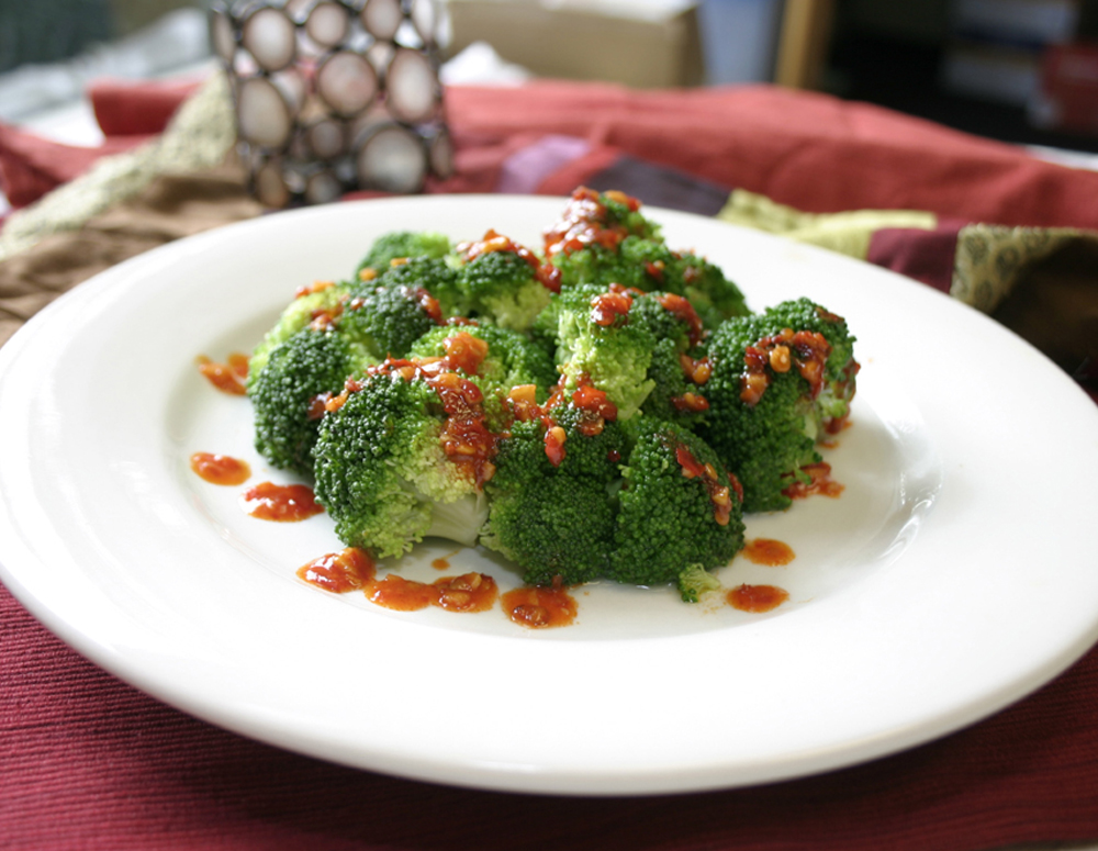 Recipe Soy Broccoli Salad with Panda Brand Chili Garlic Sauce