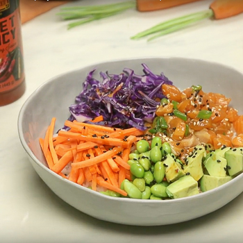 Sweet and Spicy Salmon Poke Bowl S