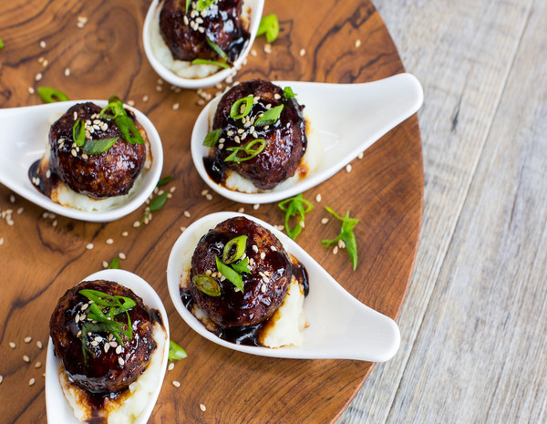 Sticky Asian Meatballs with Sesame Mash 600x465